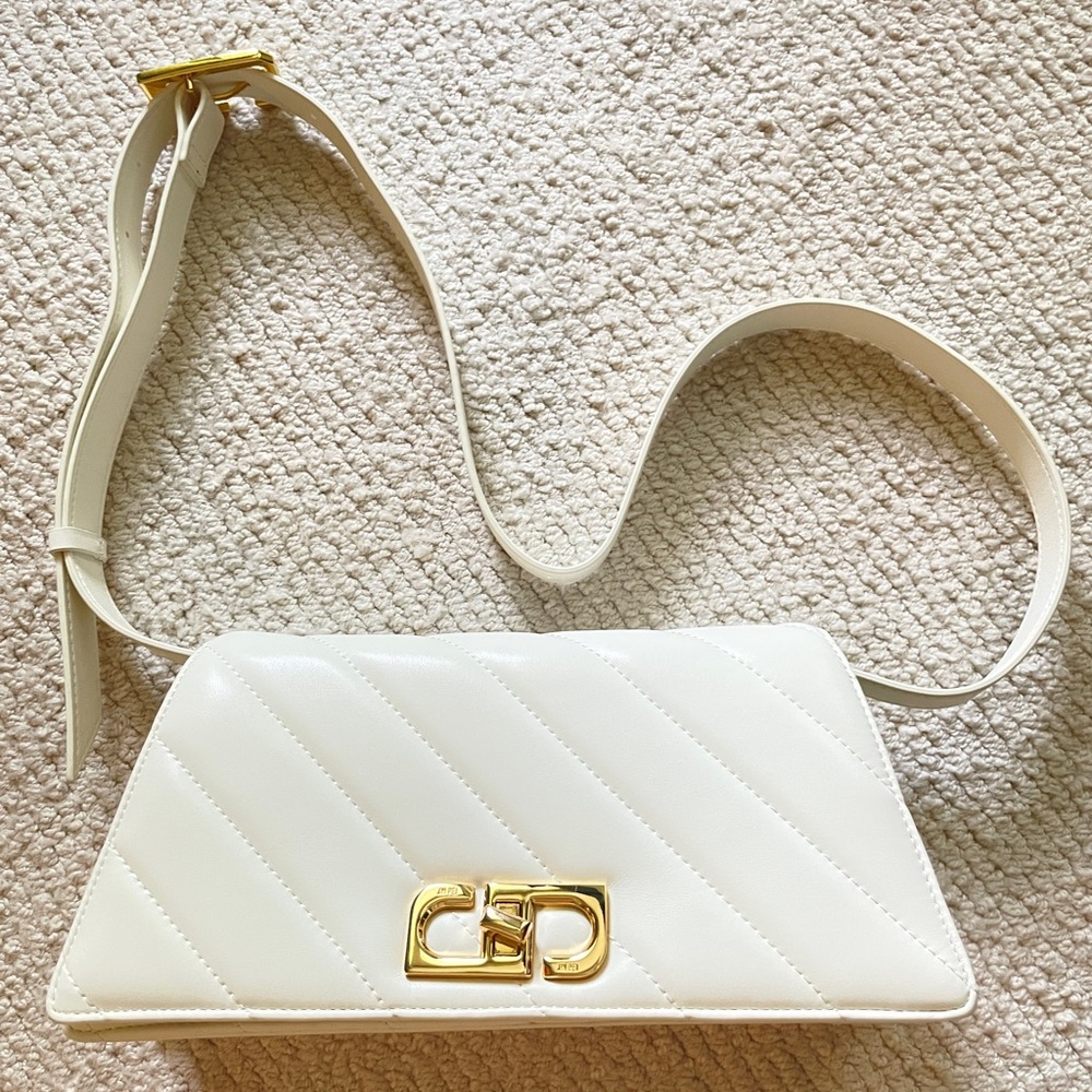 JW PEI Elsa Crossbody Bag!